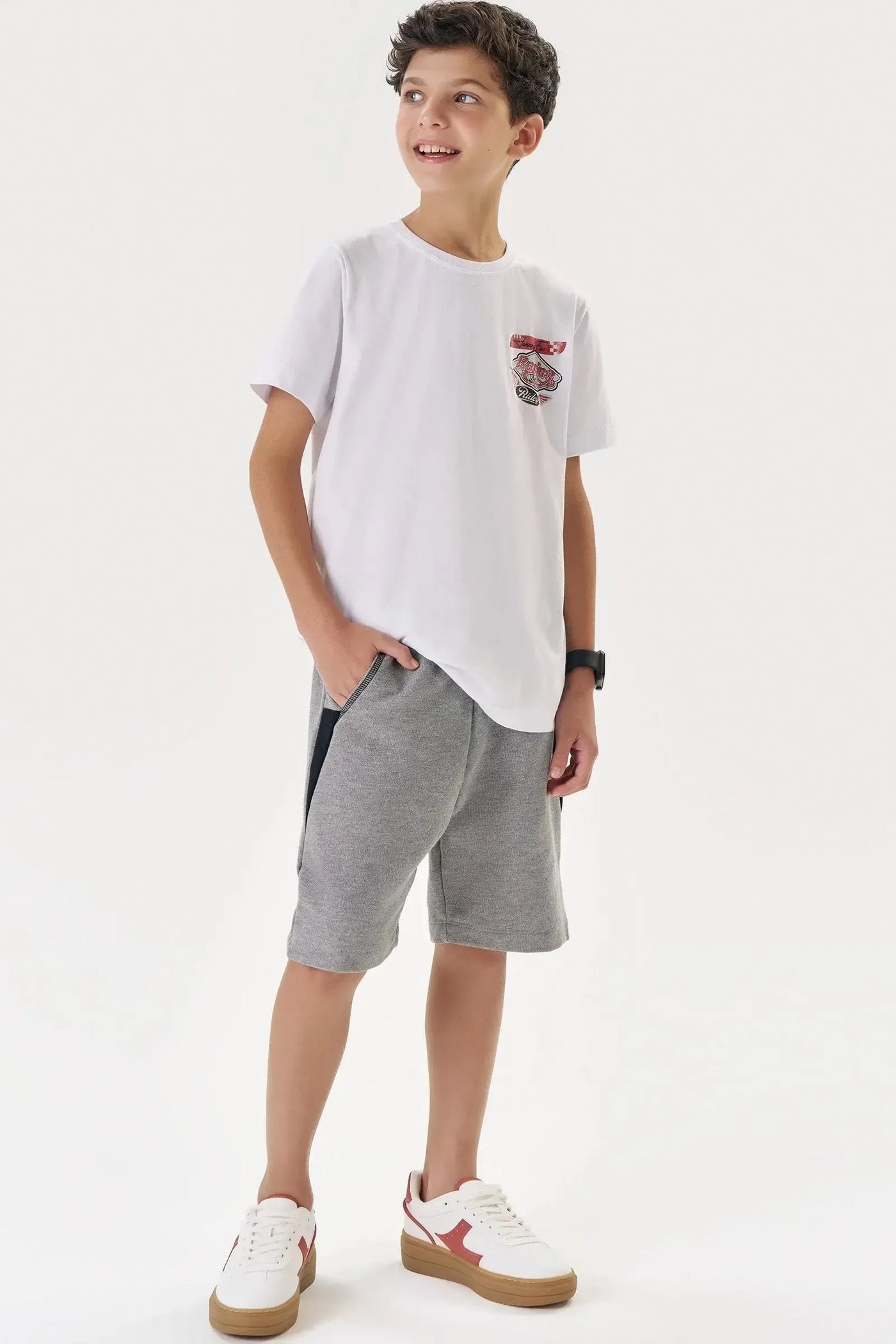 Conjunto de Camiseta em Meia Malha e Bermuda em Moletom sem Pelúcia 87589 Johnny Fox Teen Menino