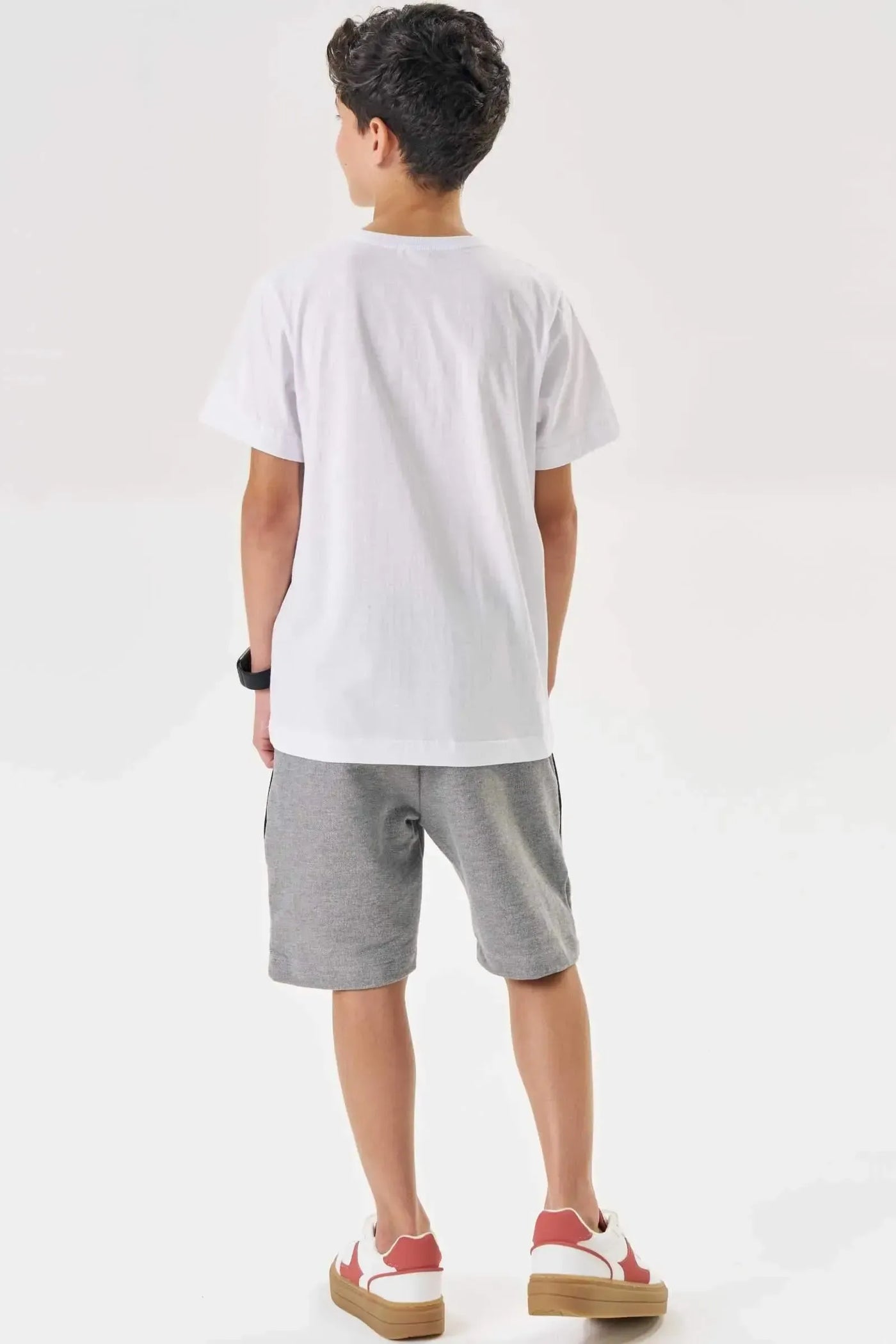 Conjunto de Camiseta em Meia Malha e Bermuda em Moletom sem Pelúcia 87589 Johnny Fox Teen Menino