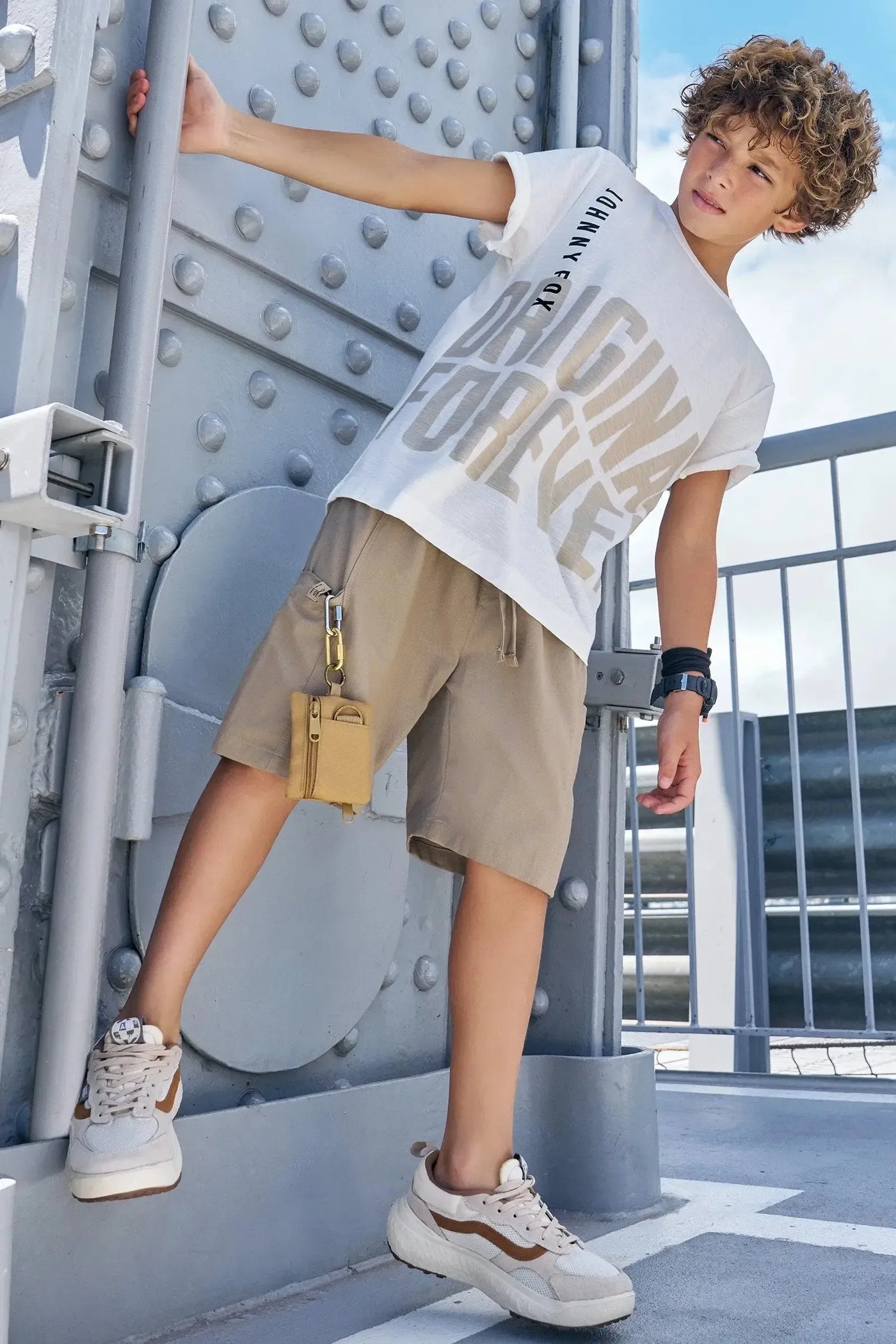 Conjunto de Camiseta em Meia Malha Flamê e Bermuda em Linho Santorine com Elastano 87616 Johnny Fox Teen Menino